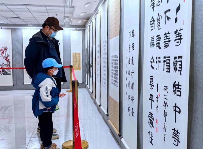 北京市平谷區(qū)大興莊鎮(zhèn)舉辦第十一屆“大美平谷·水墨周莊”書(shū)