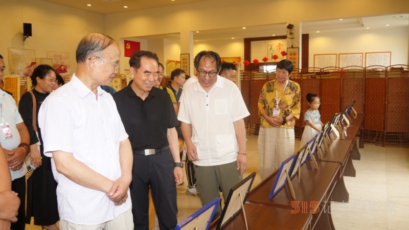 “肝膽相照”正念杯中國(guó)文藝名家文學(xué)書畫攝影青州采風(fēng)創(chuàng)作論壇暨頒獎(jiǎng)活動(dòng)成功舉辦