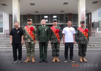 接力從軍路 立志守邊疆——邳州市官湖鎮(zhèn)三對“父子(兄弟)兵”